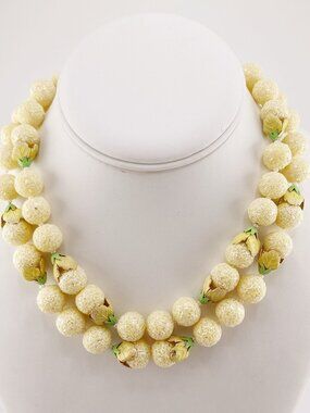 VINTAGE Pale yellow textured plastic rounded beaded double-strand necklace 1950s